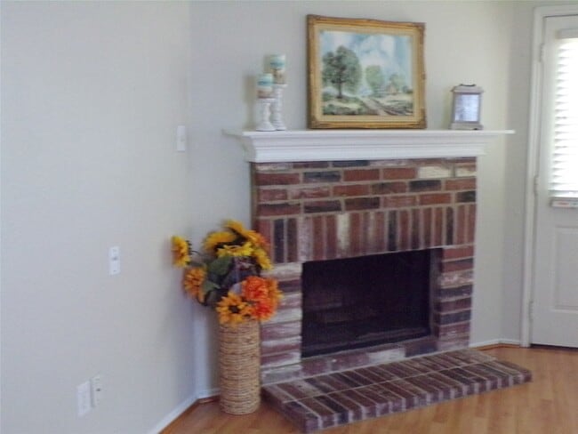 Photo - 2612 Sierra Dr