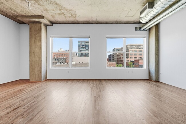 Photo - 1499 Blake St Unidad Authentic LoDo Loft