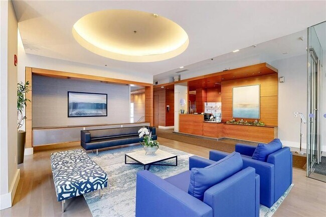 Photo - 100 W Exchange St