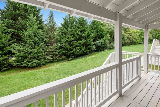 Photo - Sweet Two-Story Cottage