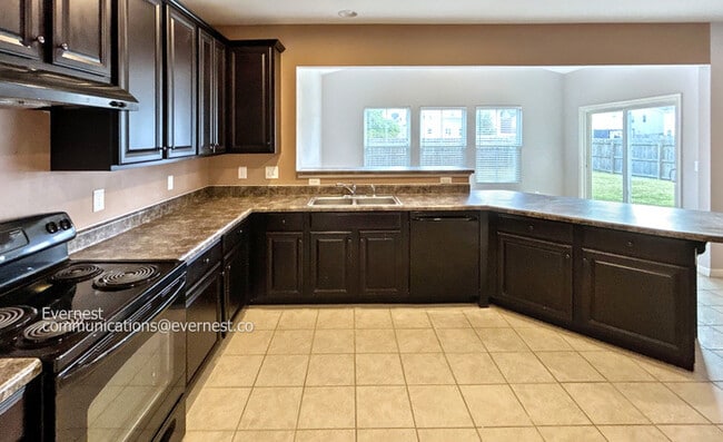 Photo - 1054 Countess Ln