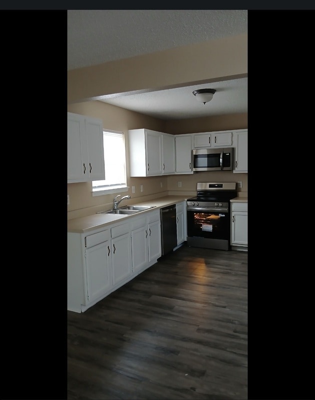 Photo - 253 Harts Ford Way