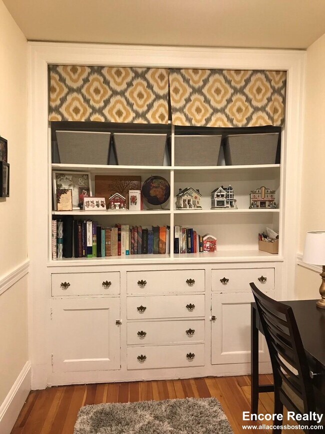 Photo - 1463 Beacon St Unidad 38