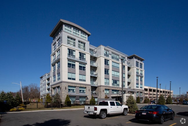 Primary Photo - Elliott Landing by Cummings