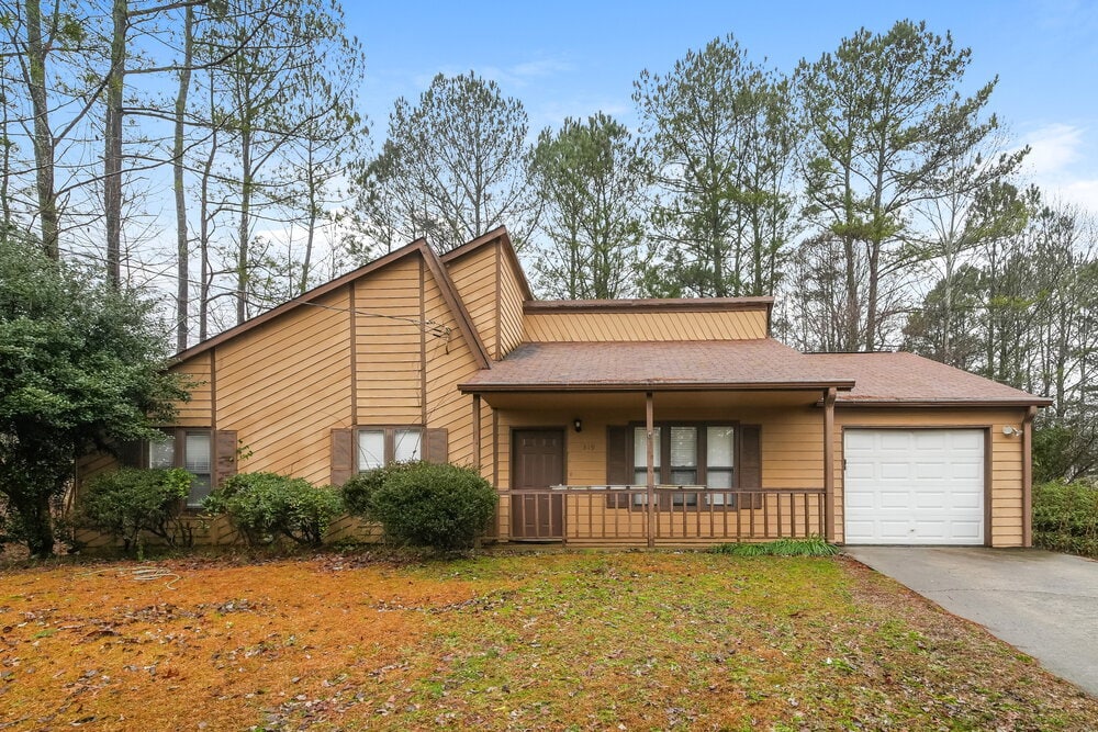 Photo - 319 Knollwood Ln