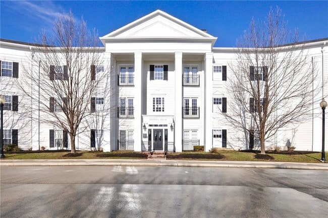 Photo - 12926 University Crescent Unit 2B