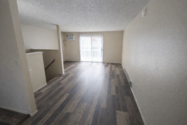 Photo - 1122 Francis Ave