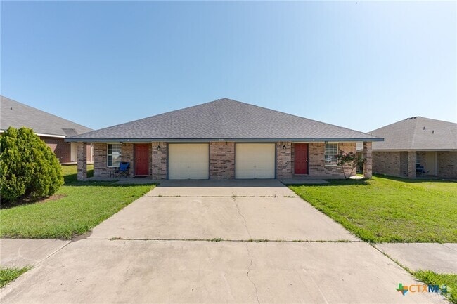 Building Photo - 2706 Lucille Dr Rental