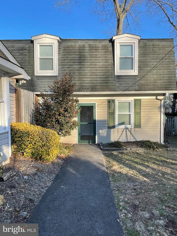 Building Photo - 664 Arleigh Rd Rental