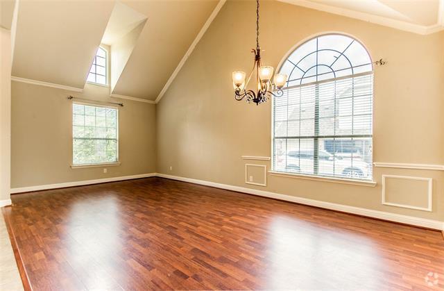 Building Photo - 310 Greenfield Dr Rental