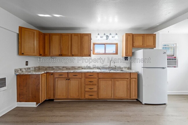 Photo - 1103 E Joseph Ave