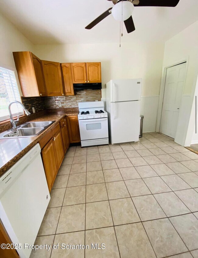 Photo - 209 Lincoln St Apartamento