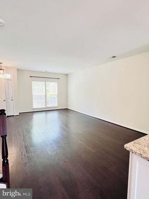 Photo - 208 Freesia Ln