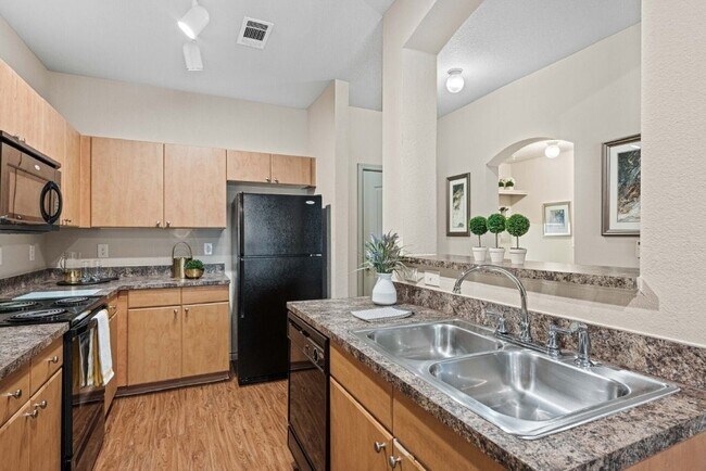 Photo - Rockwall Commons Apartments