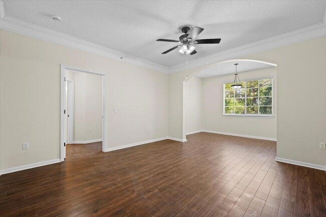Photo - 6203 Myrtlewood Cir W