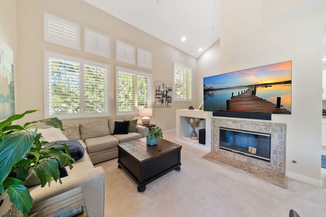 2645 Dietrich Dr