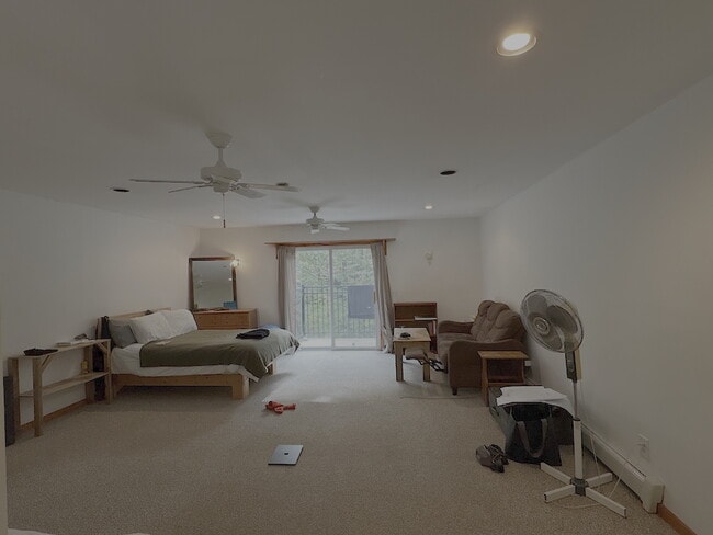 living room - 308 Old Kings Hwy Unit Forest Studio and Garden