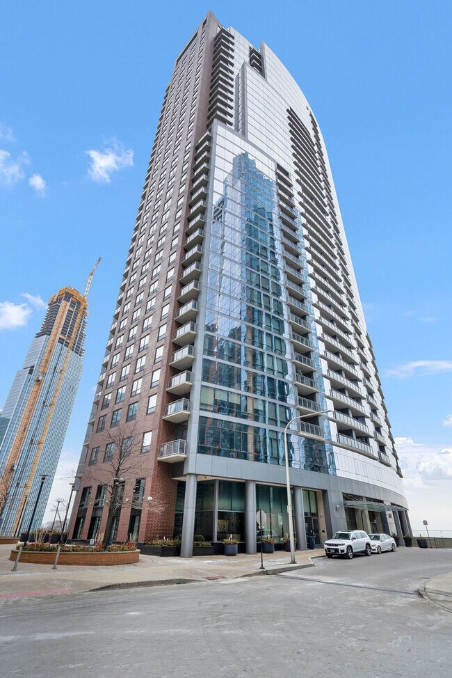 Building Photo - 450 E Waterside Dr Unit 2902