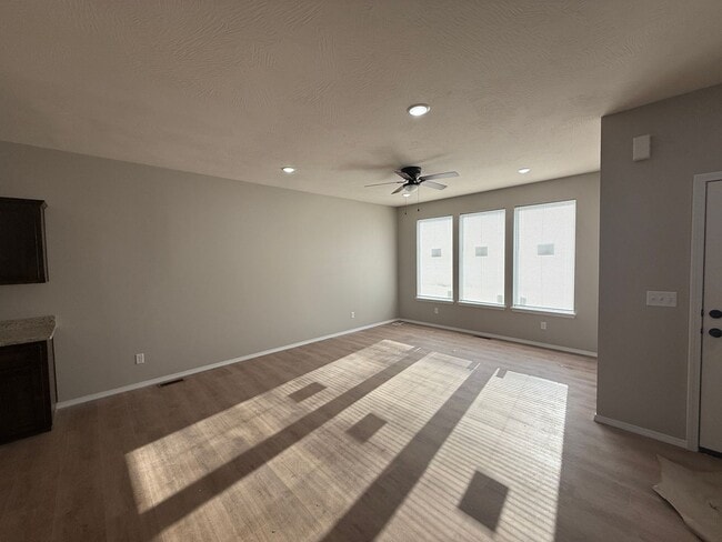 Photo - 3462 N Ohara Ave