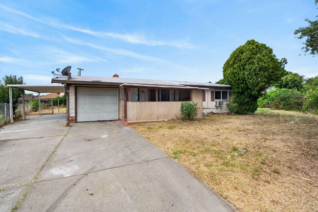 Photo - Charming 3-Bed Gem in Sacramento - Cozy 980 Sq Ft Home Awaits!