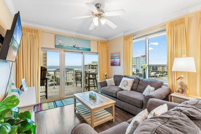 Building Photo - 1010 W Beach Blvd Rental