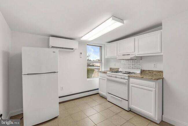 Photo - 1124 S 15th St Unidad 3