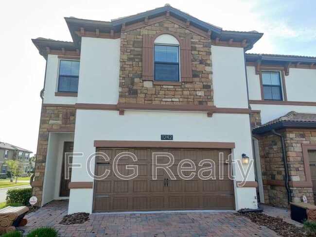 Building Photo - 1242 Sandwedge St