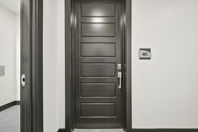Building Photo - 2899 W 52nd Ave Rental
