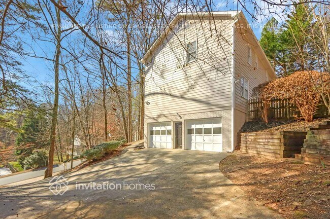 3775 Rivaridge Dr