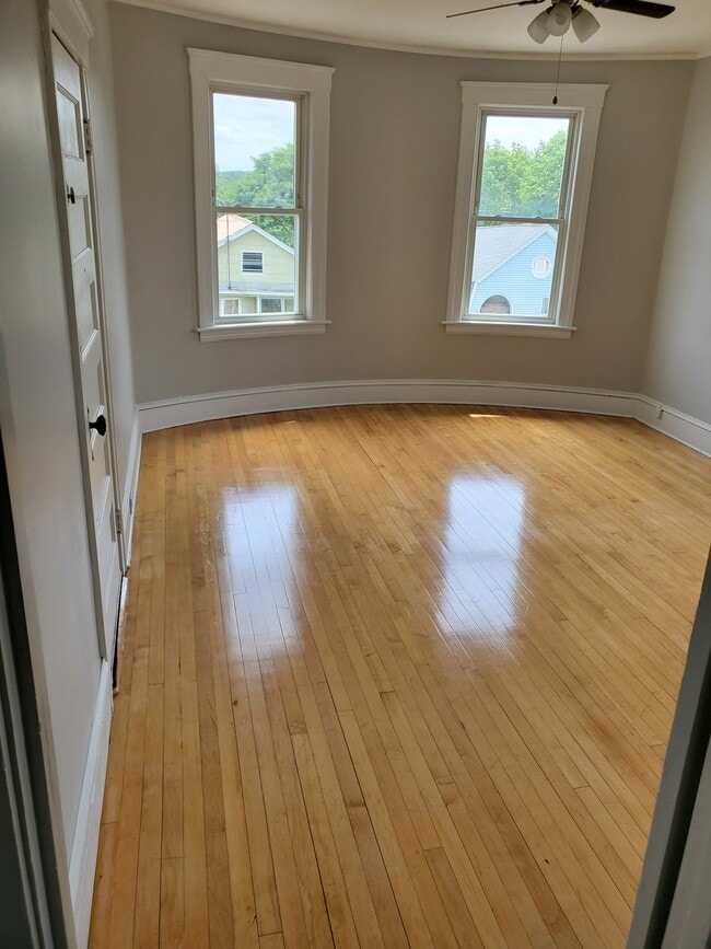 Photo - 17 Upsala St