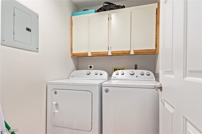 Building Photo - 2840 Blue Bonnet Dr Unit 0 Rental