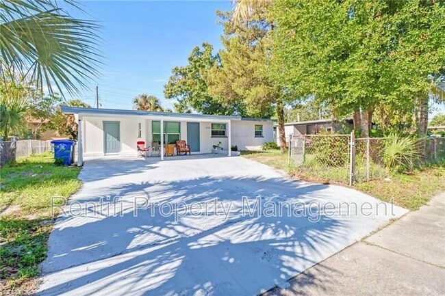 Photo - 3026 2nd St