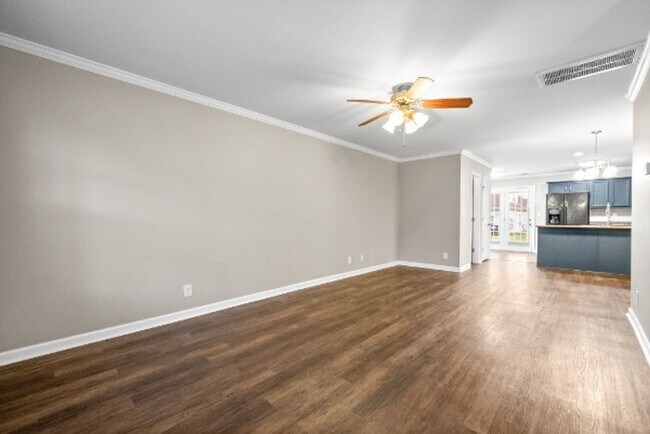 357 Sam Houston Cir