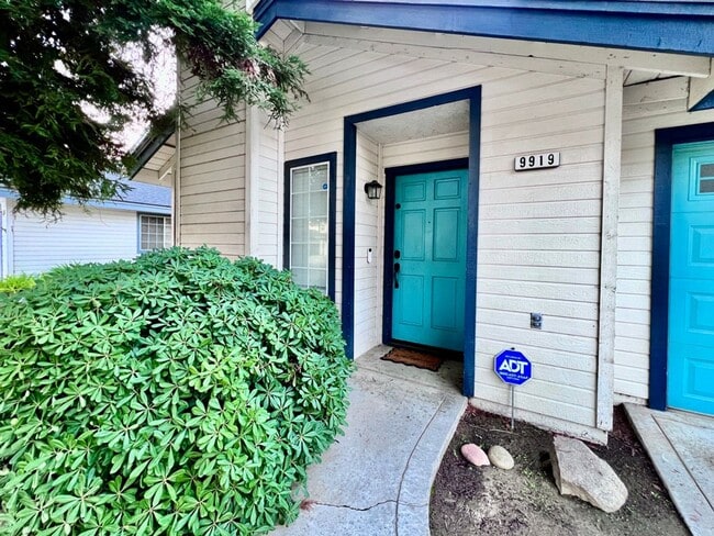 Photo - $2,495 Champlain Dr. & Fort Washington, 3 ...