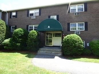Building Photo - 96 Richardson Rd Unit 1A
