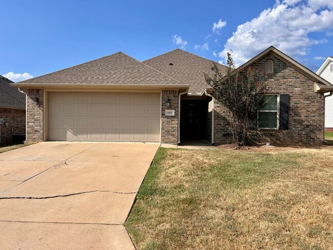 Photo - 601 Ridge Point Dr House