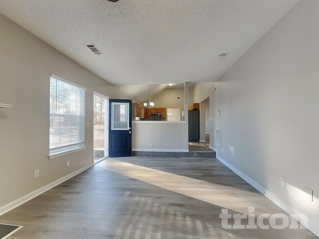 Photo - 816 Marcus Ln