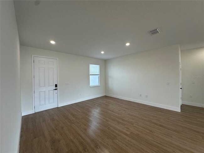 Photo - 1323 E Derby Dr
