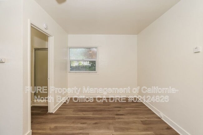 Photo - 2107 Montgomery Dr