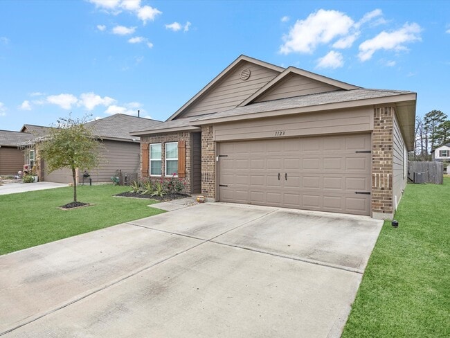 Photo - 1123 Station Manor Ln