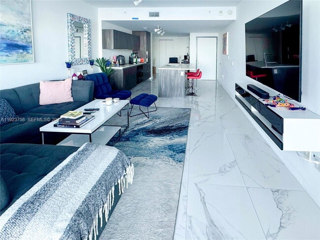 Photo - 3131 NE 7th Ave