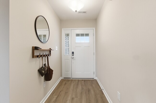 Photo - 200 Grist Mill Dr