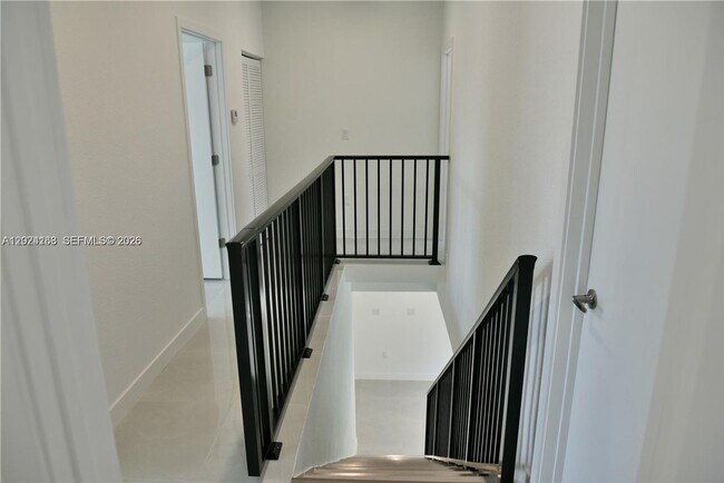 Photo - 1179 NW 1st St