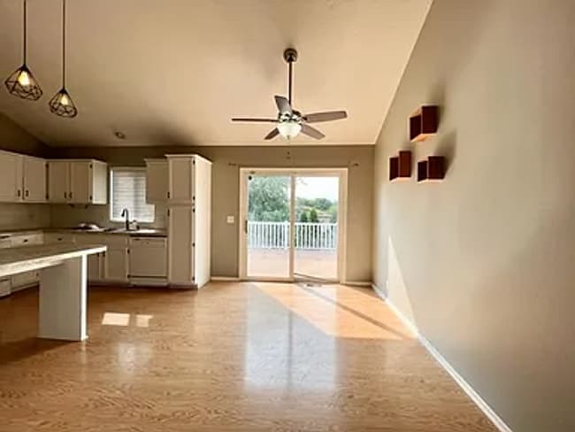 Photo - 6714 N 110th Ave