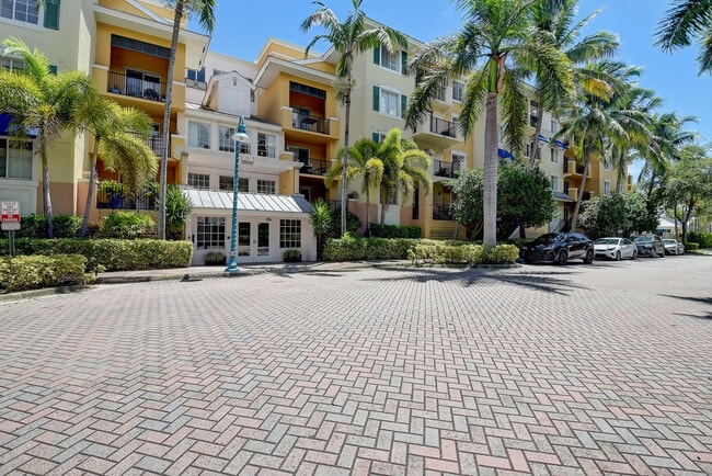 Photo - 255 NE 3rd Ave Unit 2-516