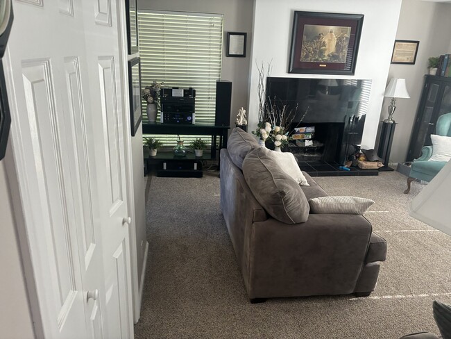Photo - 5503 Walden Wood Cir