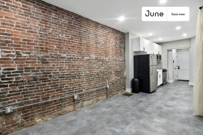 Photo - 17 Sheafe St Unit 2