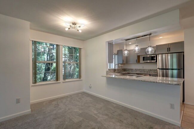 Photo - Charming Updated 2 Bedroom 2 Bathroom Bellevue Condo