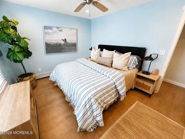 Photo - 447 Tunney Ave