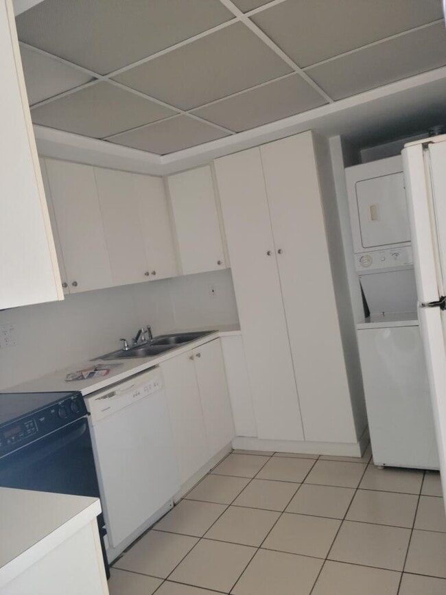 Photo - 8775 Park Blvd Unit 412